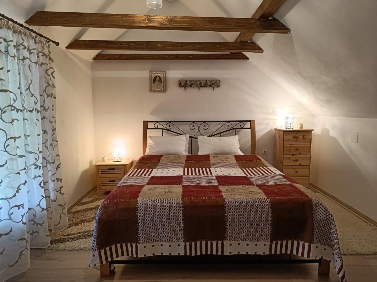 Vila Chic M Hotel Moieciu de Jos Room photo